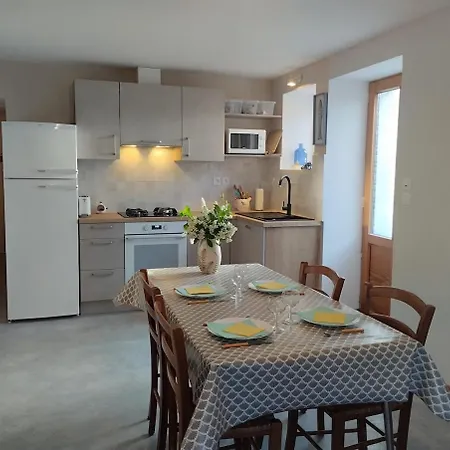 Holiday home Proche De La Ria D'etel